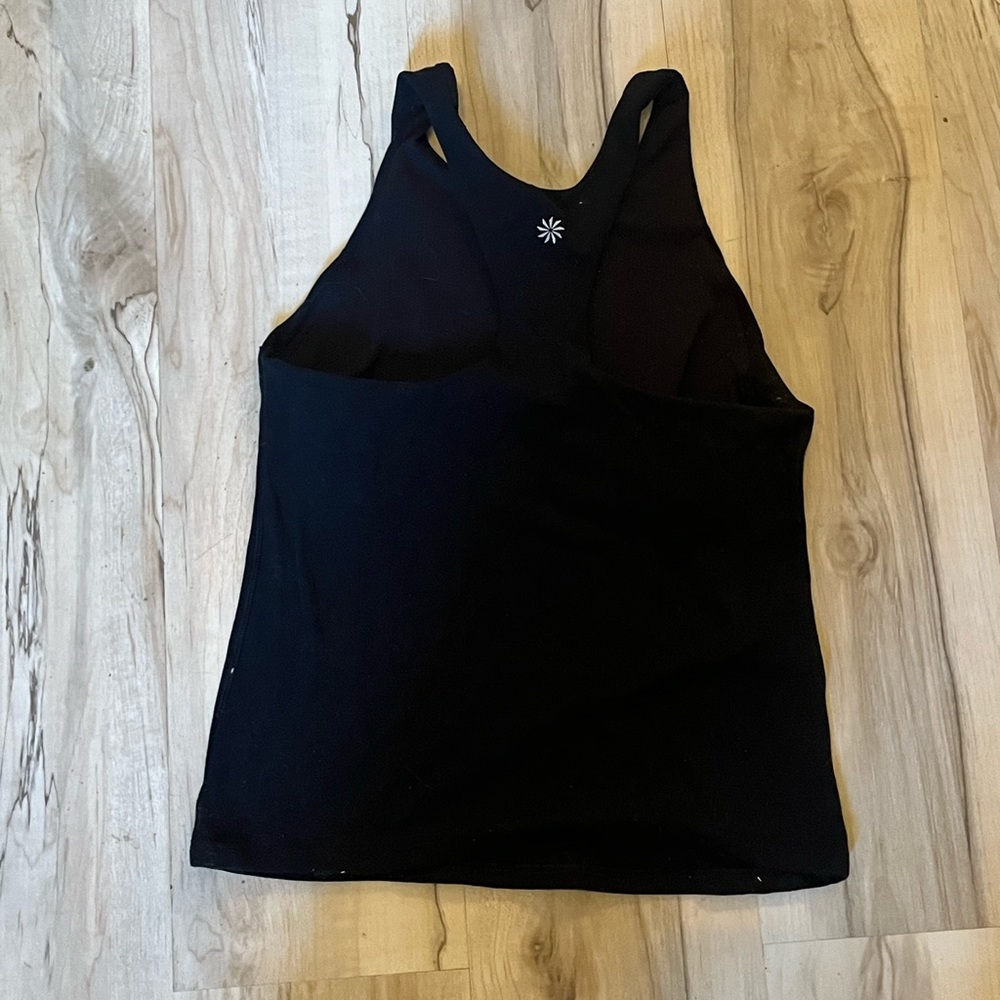 athletic girl tank top